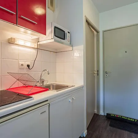 Апартаменты Studio Moderne Avec Balcon A 7 Km Des Plages D'anglet Et Biarritz - Fr-1-3-608 *