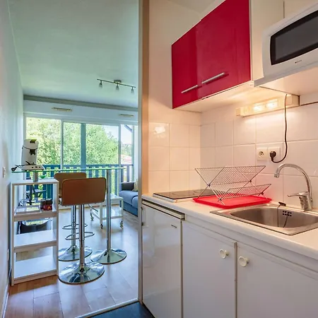 Studio Moderne Avec Balcon A 7 Km Des Plages D'anglet Et Biarritz - Fr-1-3-608 Англе