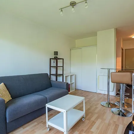Studio Moderne Avec Balcon A 7 Km Des Plages D'anglet Et Biarritz - Fr-1-3-608 * Англе